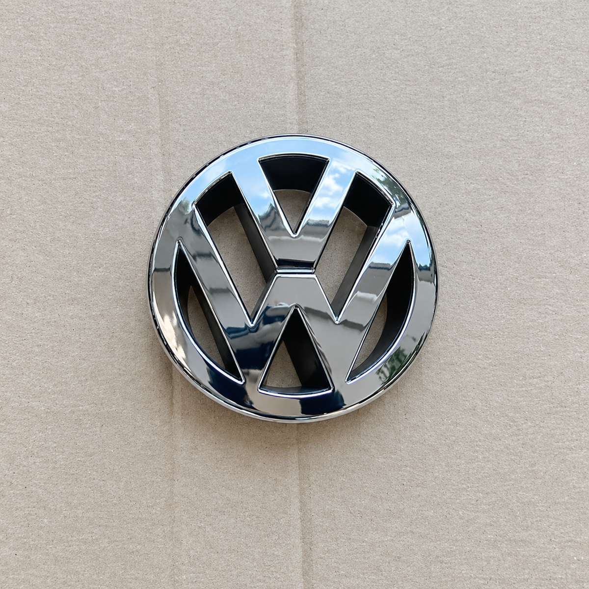 VW Golf Mk5 GTI Chrome Front Badge Emblem – New – 2004-2009 – Grille Badge