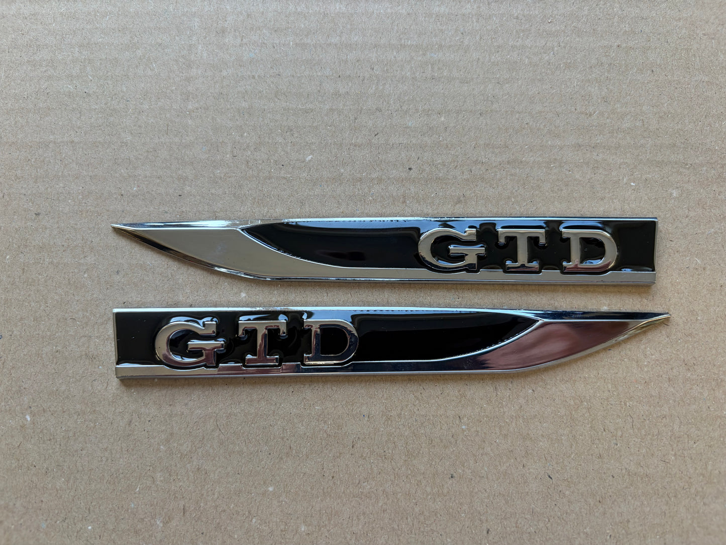 VW Golf MK7 MK7.5 GTD Black & Chrome Wing Badge Set x2 | Side Fender Emblems
