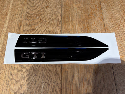 VW Golf MK8 / MK8.5 GTI Side Wing Badges – Gloss Black & Chrome (Pair)