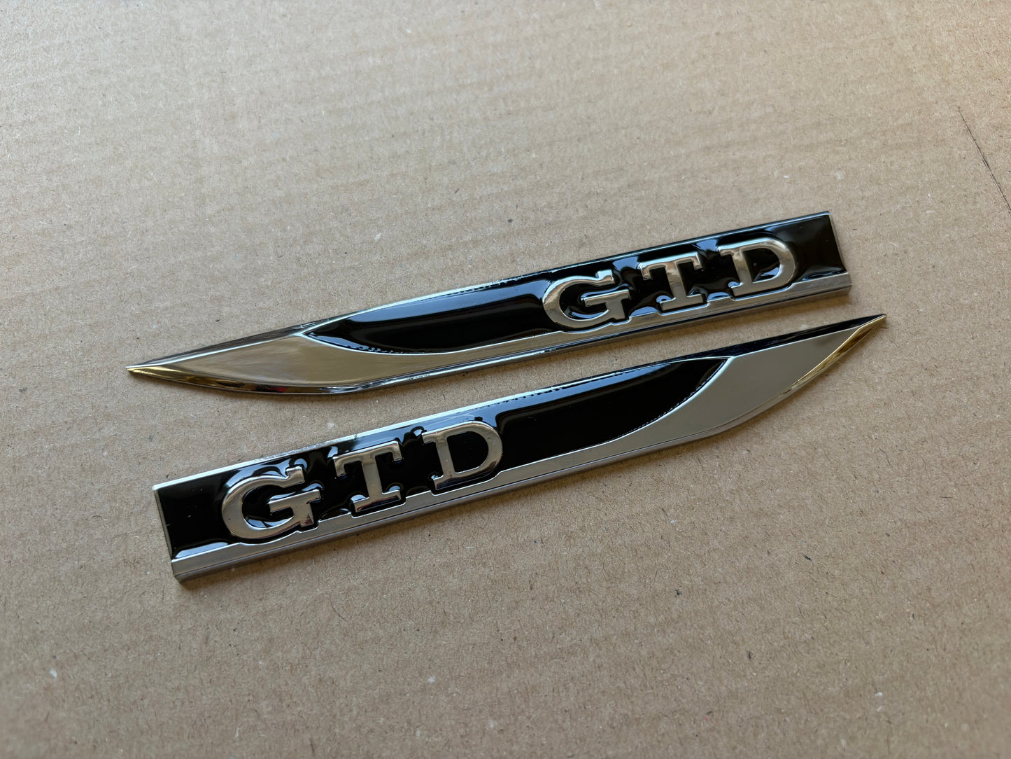 VW Golf MK7 MK7.5 GTD Black & Chrome Wing Badge Set x2 | Side Fender Emblems