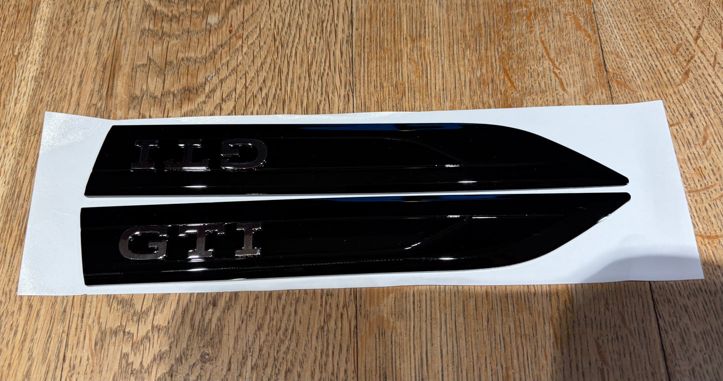 VW Golf MK8 / MK8.5 GTI Side Wing Badges – Gloss Black & Chrome (Pair)