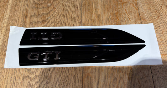 VW Golf MK8 / MK8.5 GTI Side Wing Badges – Gloss Black & Chrome (Pair)