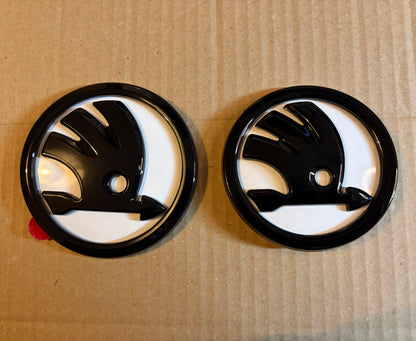 Skoda Front & Rear Badge Set 80mm 90mm White & Gloss Black Emblems Octavia Fabia Superb Kodiaq Karoq Yeti Scala Kamiq
