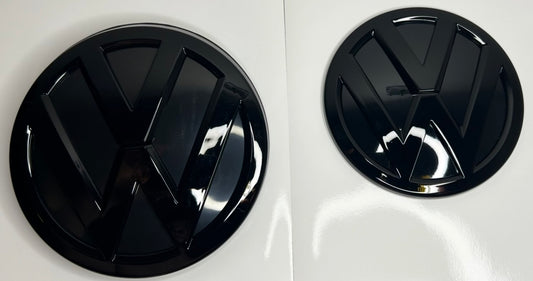 Volkswagen Caddy MK4 Gloss Black Badge Set – Front Grille & Rear Emblem