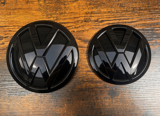 Volkswagen Caddy MK4 Gloss Black Badge Set – Front Grille & Rear Emblem